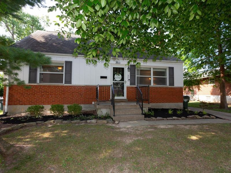 3950 Beavercreek Circle, Sharonville, OH 45241 Photo 2