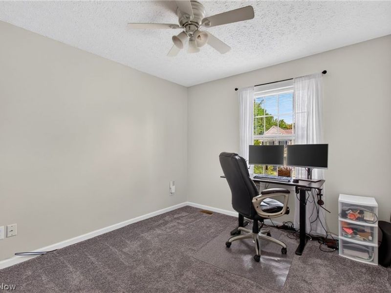 1938 Northgate Circle, Akron, OH 44320 Photo 19