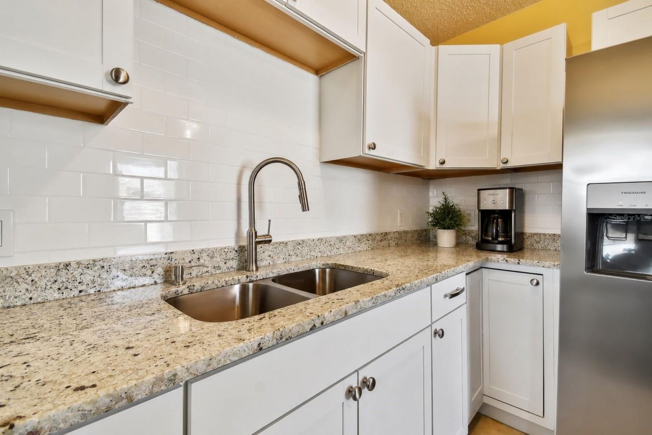 270 41st Avenue Ne, Saint Petersburg, FL 33703 Photo