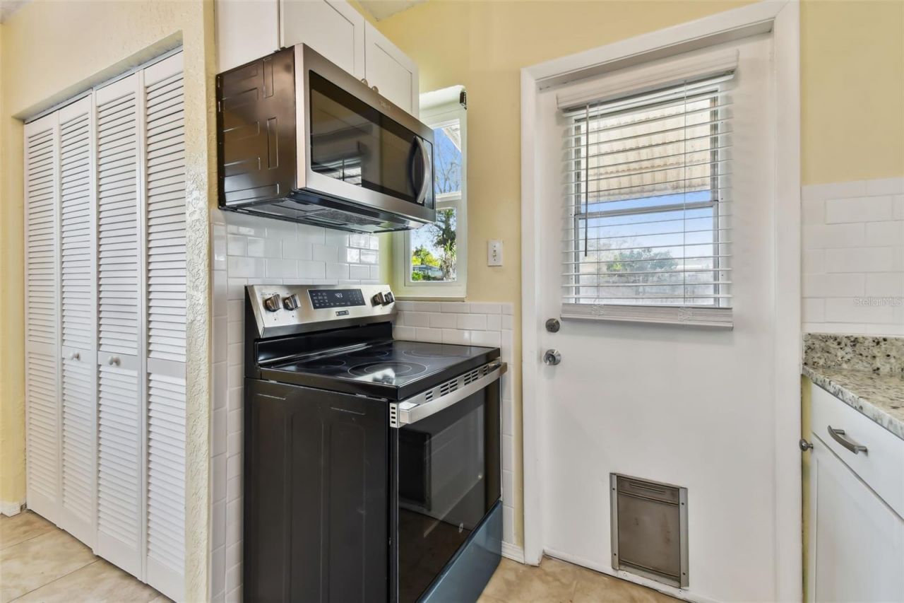 270 41st Avenue Ne, Saint Petersburg, FL 33703 Photo