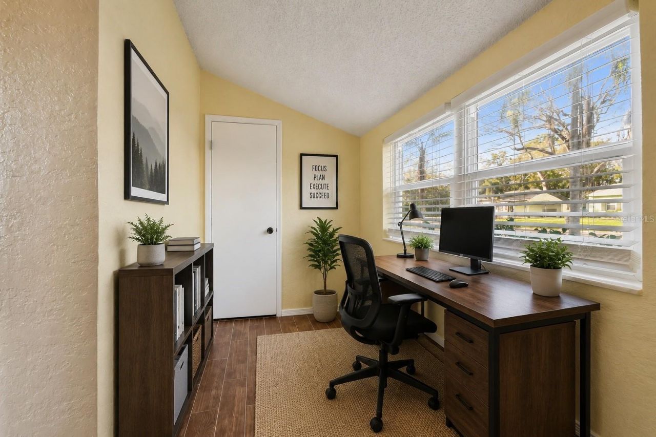 270 41st Avenue Ne, Saint Petersburg, FL 33703 Photo