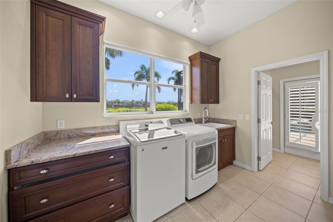 2501 Farms Court , Sarasota, FL 34240 Photo