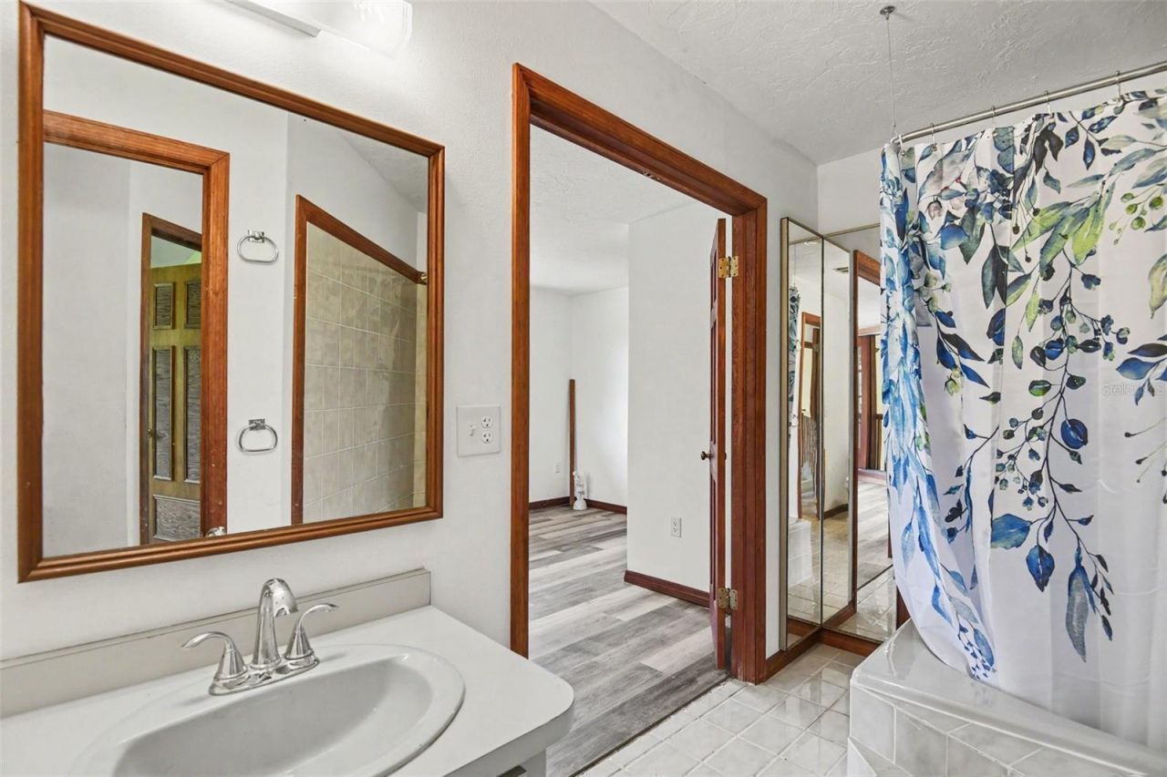 888 Harmony Lane , Englewood, FL 34223 Photo