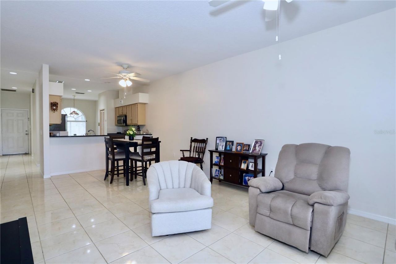 170 Club Villas Lane , Kissimmee, FL 34744 Photo