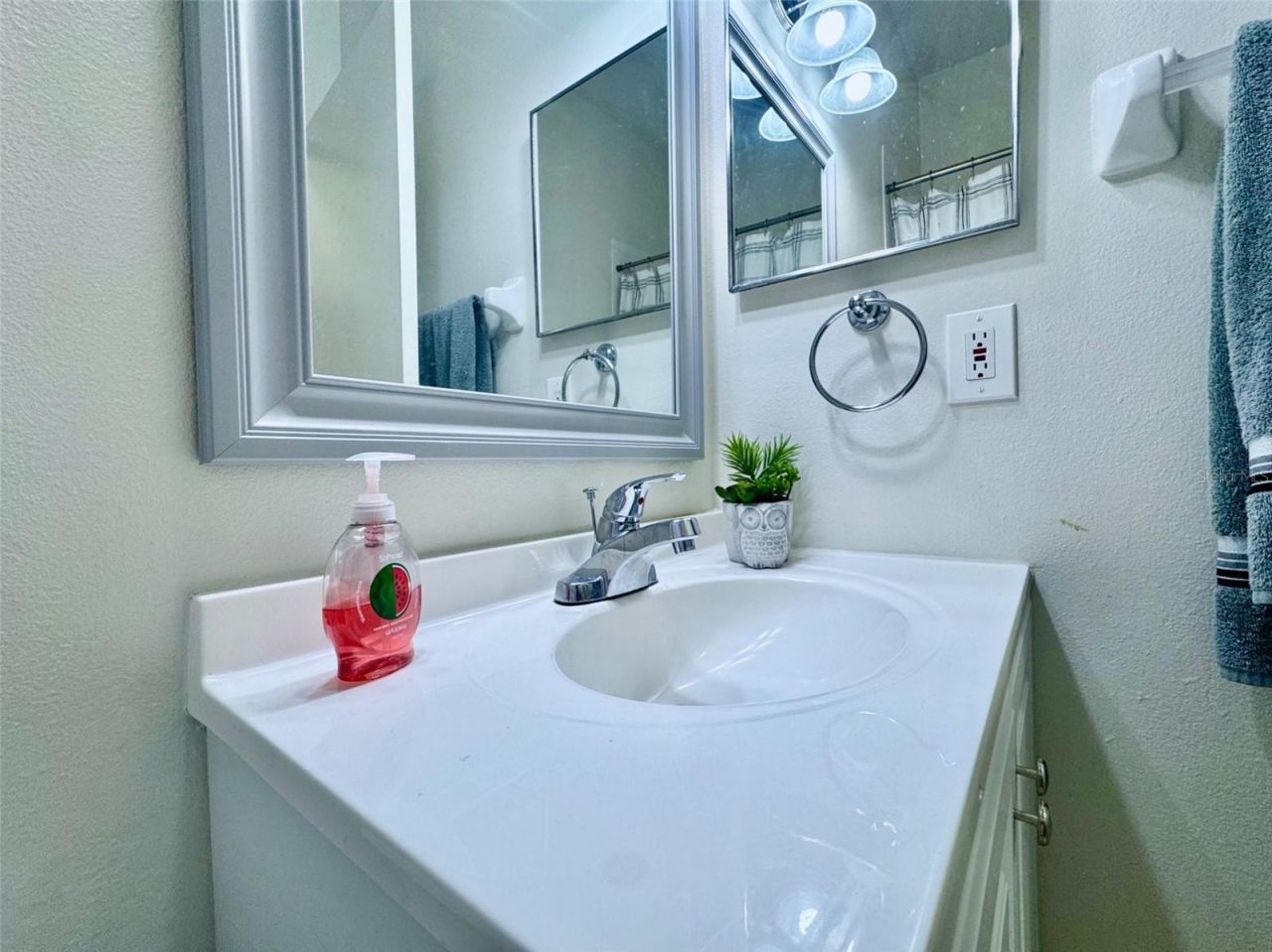170 Club Villas Lane , Kissimmee, FL 34744 Photo