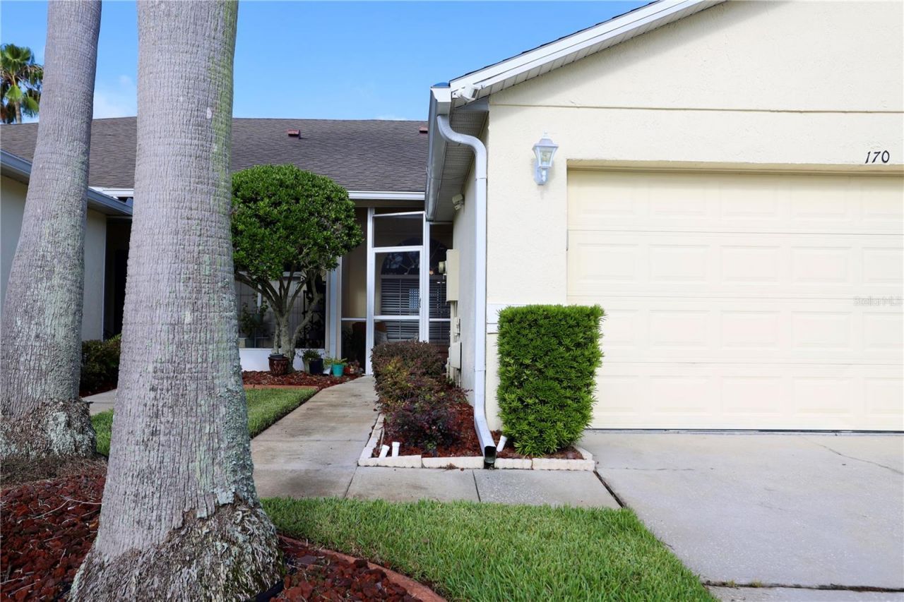 170 Club Villas Lane , Kissimmee, FL 34744 Photo