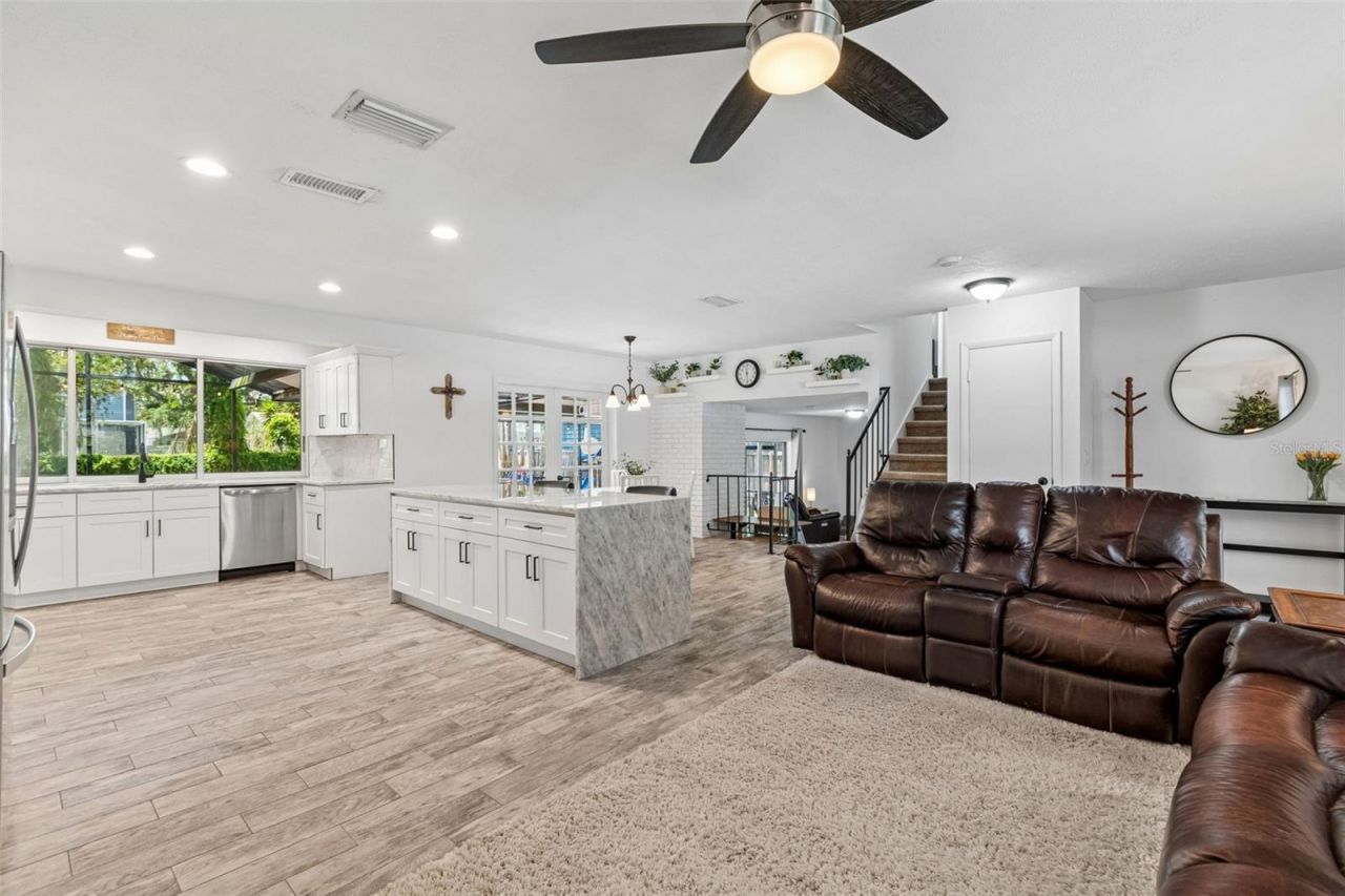 114 Windy Circle , Brandon, FL 33511 Photo