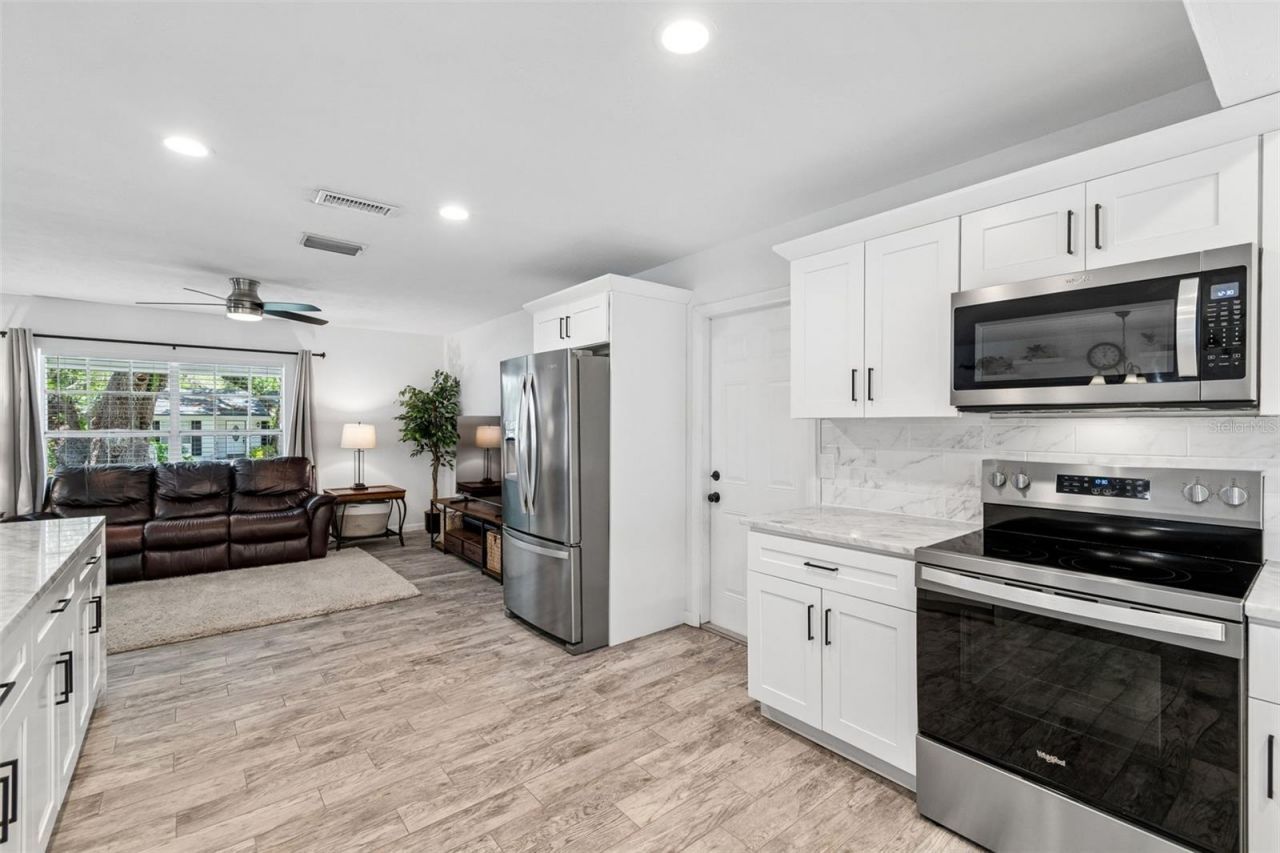 114 Windy Circle , Brandon, FL 33511 Photo