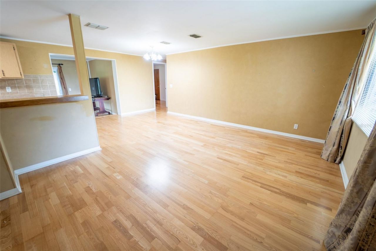 8214 Valrie Lane , Riverview, FL 33569 Photo