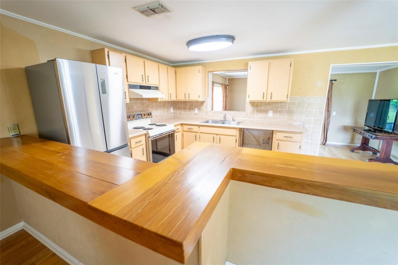8214 Valrie Lane , Riverview, FL 33569 Photo
