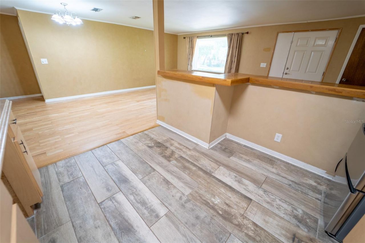 8214 Valrie Lane , Riverview, FL 33569 Photo