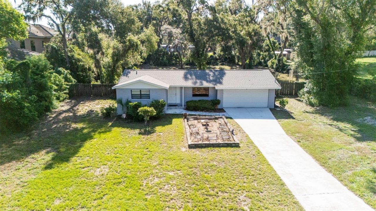 8214 Valrie Lane , Riverview, FL 33569 Photo
