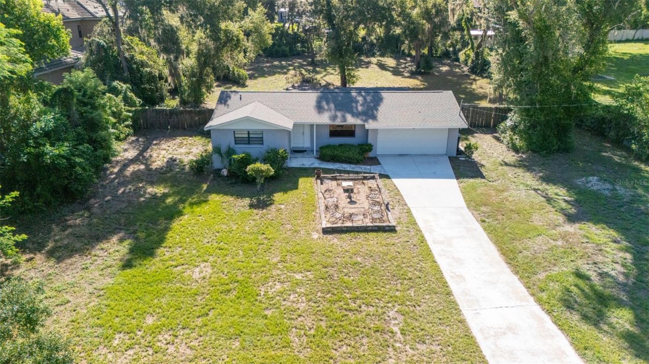 8214 Valrie Lane , Riverview, FL 33569 Photo