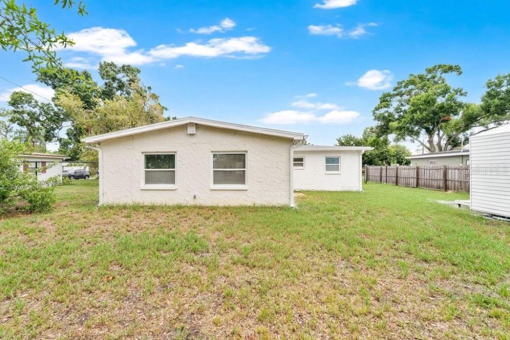 1920 64th Avenue N, Saint Petersburg, FL 33702 Photo