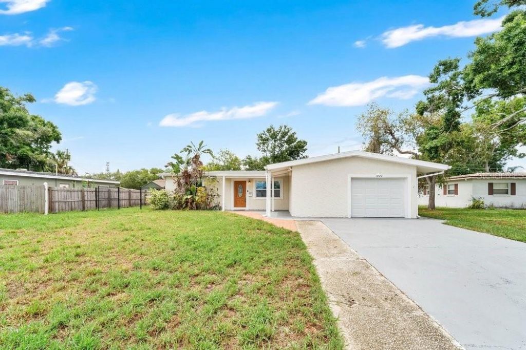 1920 64th Avenue N, Saint Petersburg, FL 33702 Photo