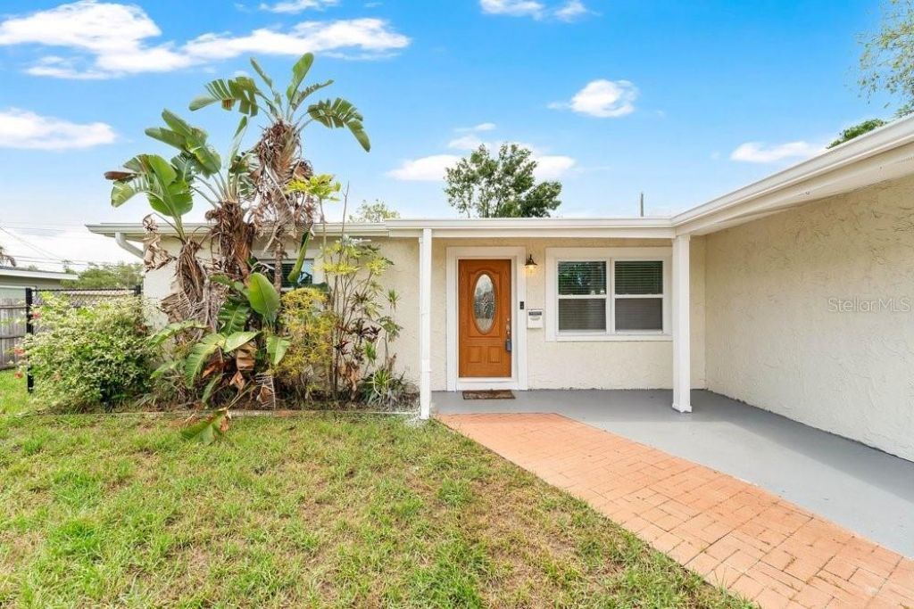1920 64th Avenue N, Saint Petersburg, FL 33702 Photo