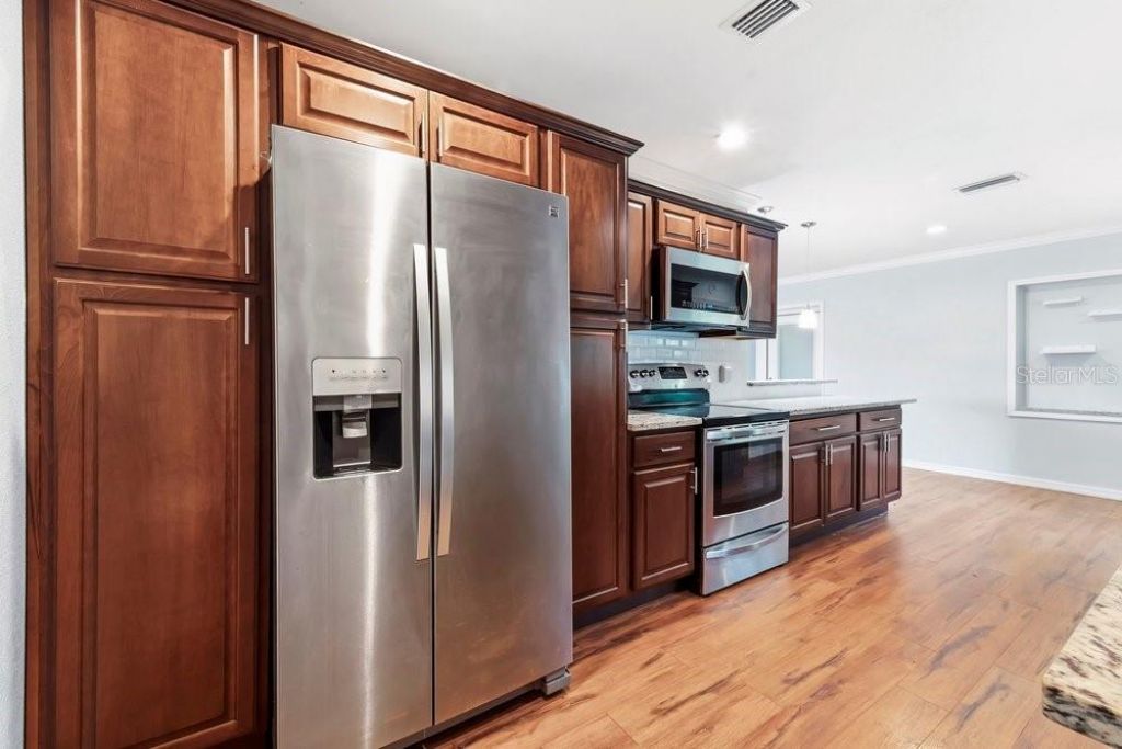 1920 64th Avenue N, Saint Petersburg, FL 33702 Photo