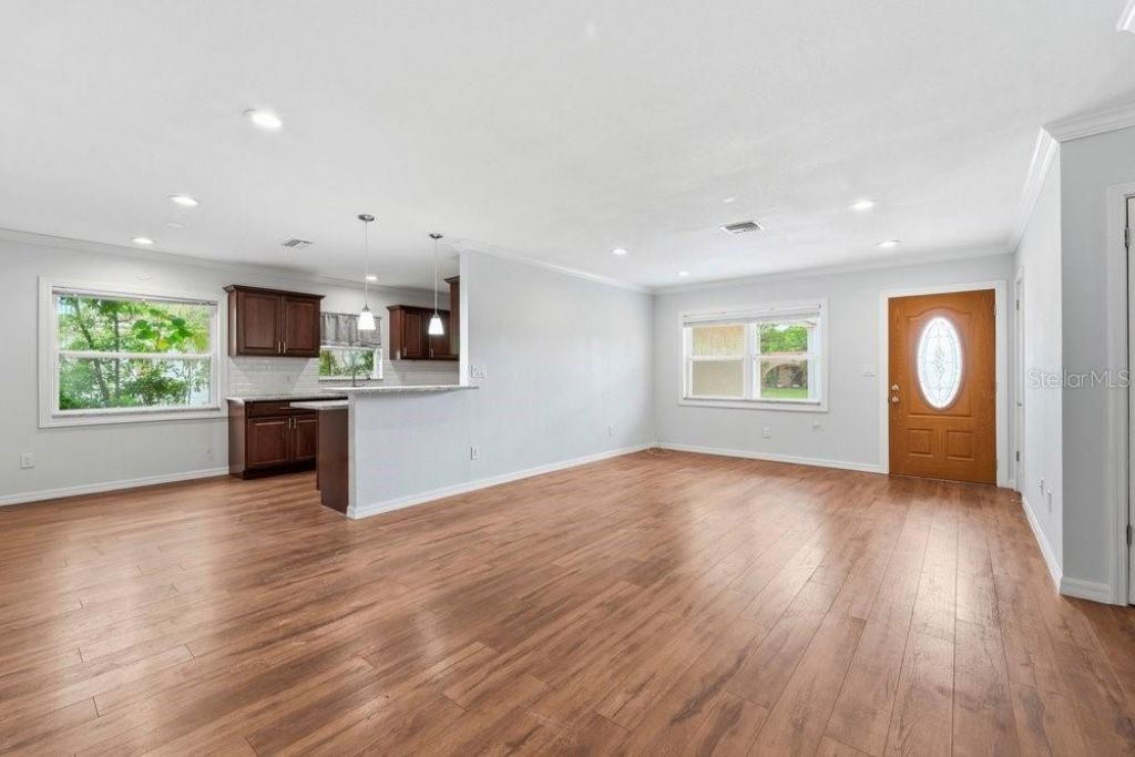 1920 64th Avenue N, Saint Petersburg, FL 33702 Photo