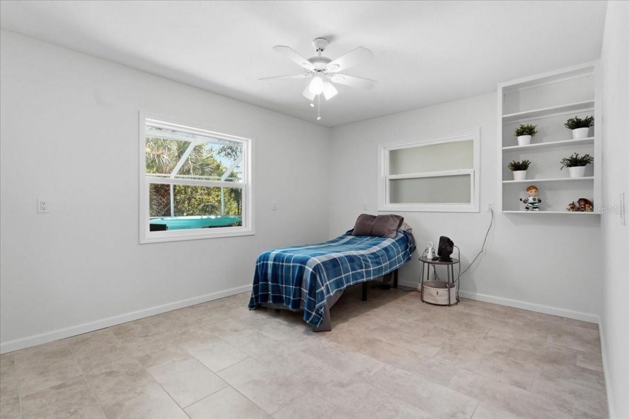 404 Laurel Lane, Palm Harbor, FL 34683 Photo