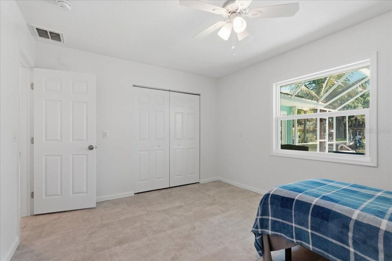 404 Laurel Lane, Palm Harbor, FL 34683 Photo