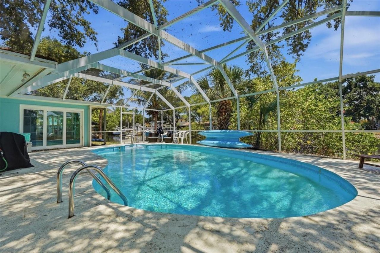 404 Laurel Lane, Palm Harbor, FL 34683 Photo