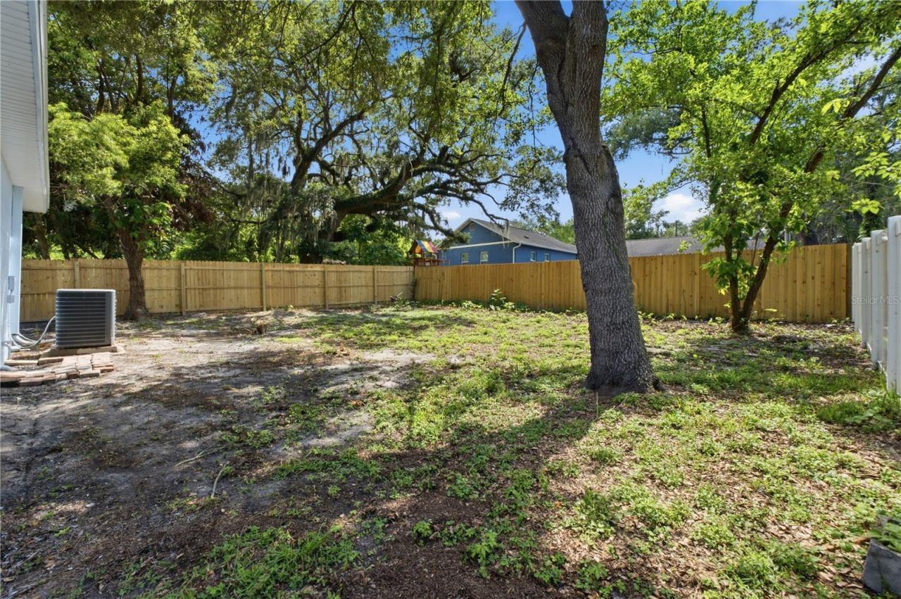 6812 Lyman Avenue , Tampa, FL 33610 Photo
