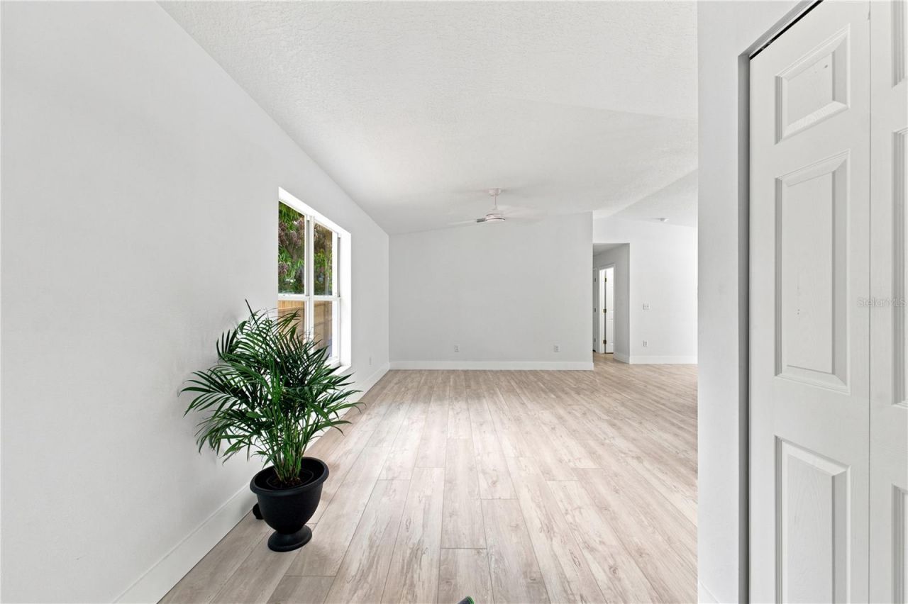6812 Lyman Avenue , Tampa, FL 33610 Photo