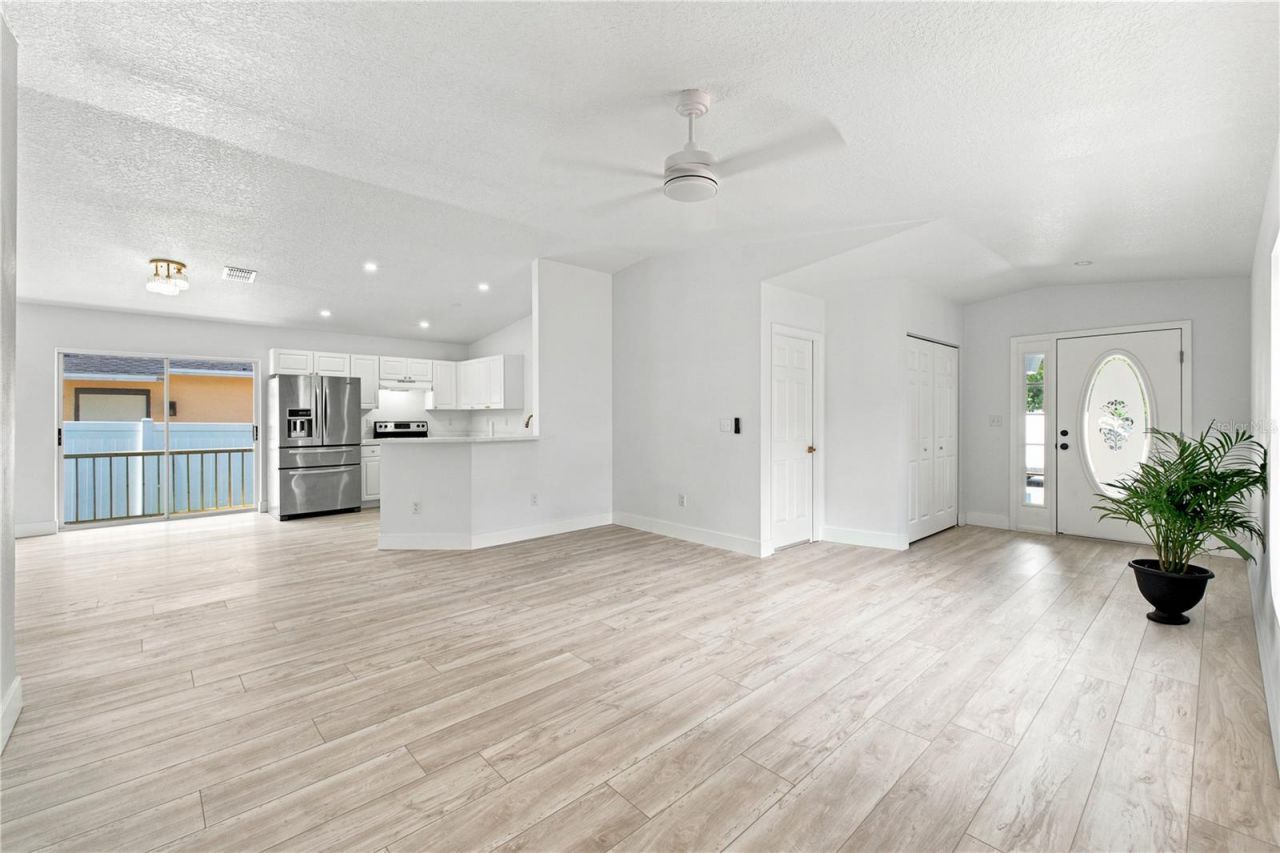 6812 Lyman Avenue , Tampa, FL 33610 Photo