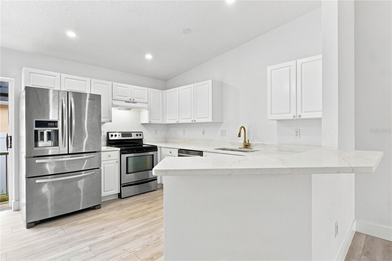 6812 Lyman Avenue , Tampa, FL 33610 Photo