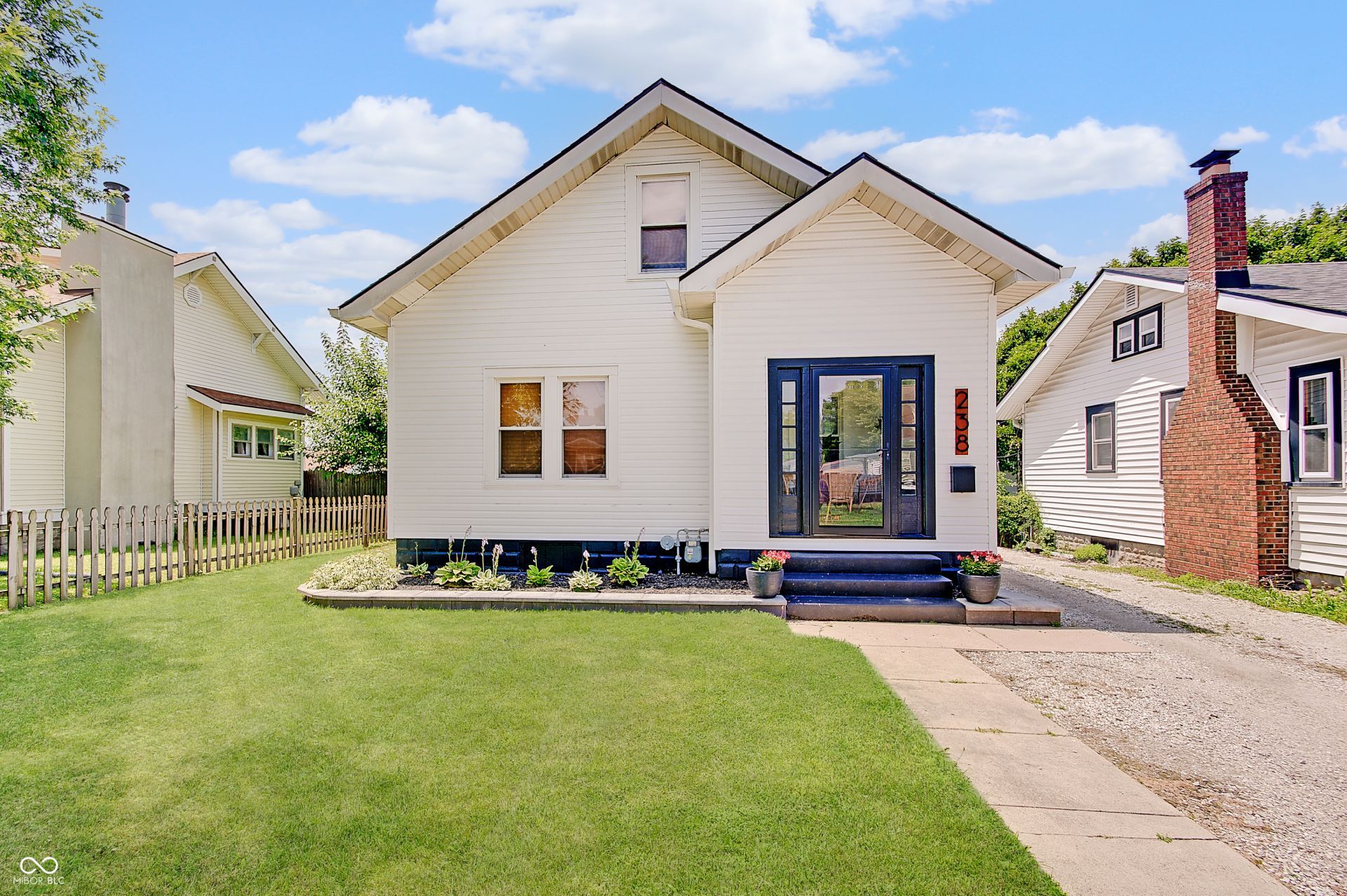 238 N 17th Avenue, Beech Grove, IN 46107 Main Photo