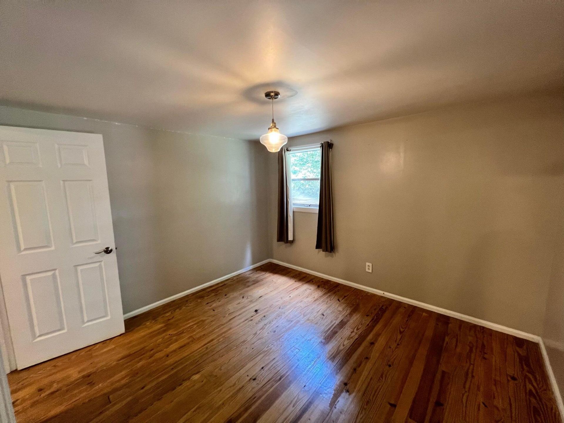1005 Kirby Drive Photo 10