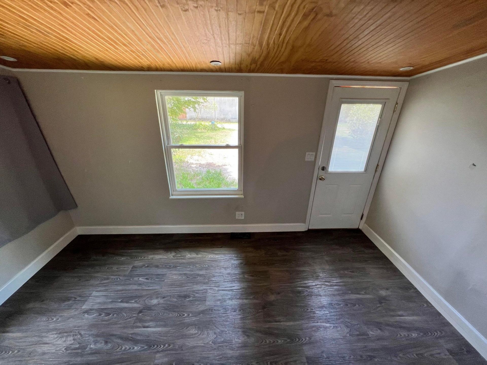 1005 Kirby Drive Photo 14