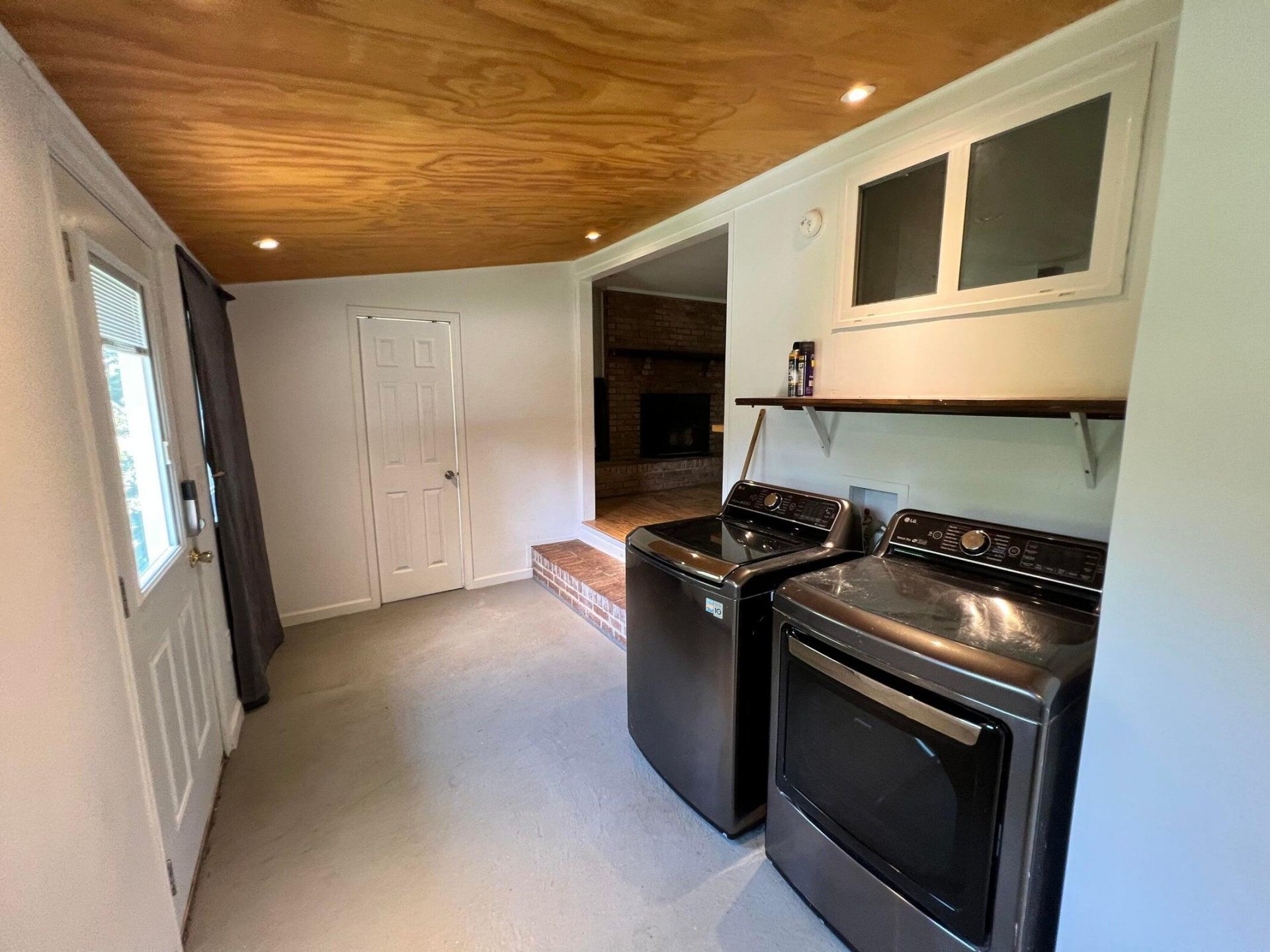 1005 Kirby Drive Photo 17
