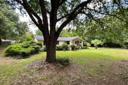 1005 Kirby Drive photo 4