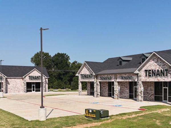 233-235 Burnett Trail , Canton, TX 75103