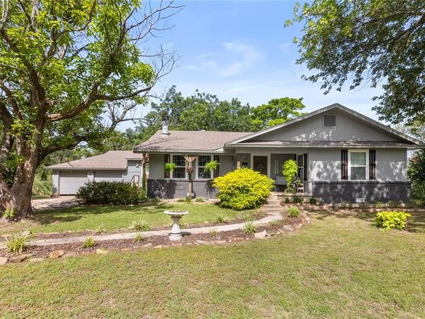 2461 County Road 44800, Blossom, TX 75416