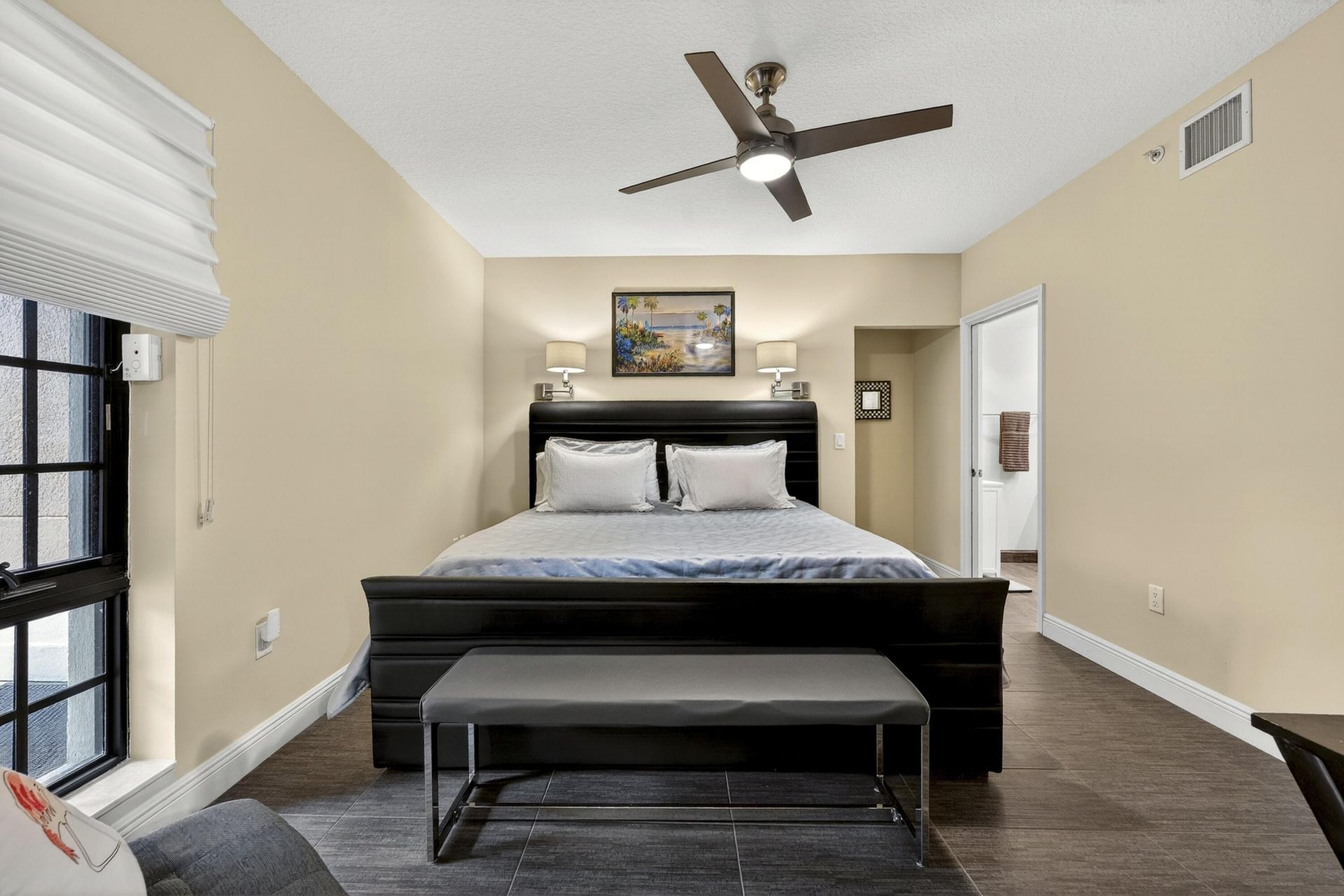 511 Lucerne Avenue, Unit 312, Lake Worth Beach, FL 33460 Photo