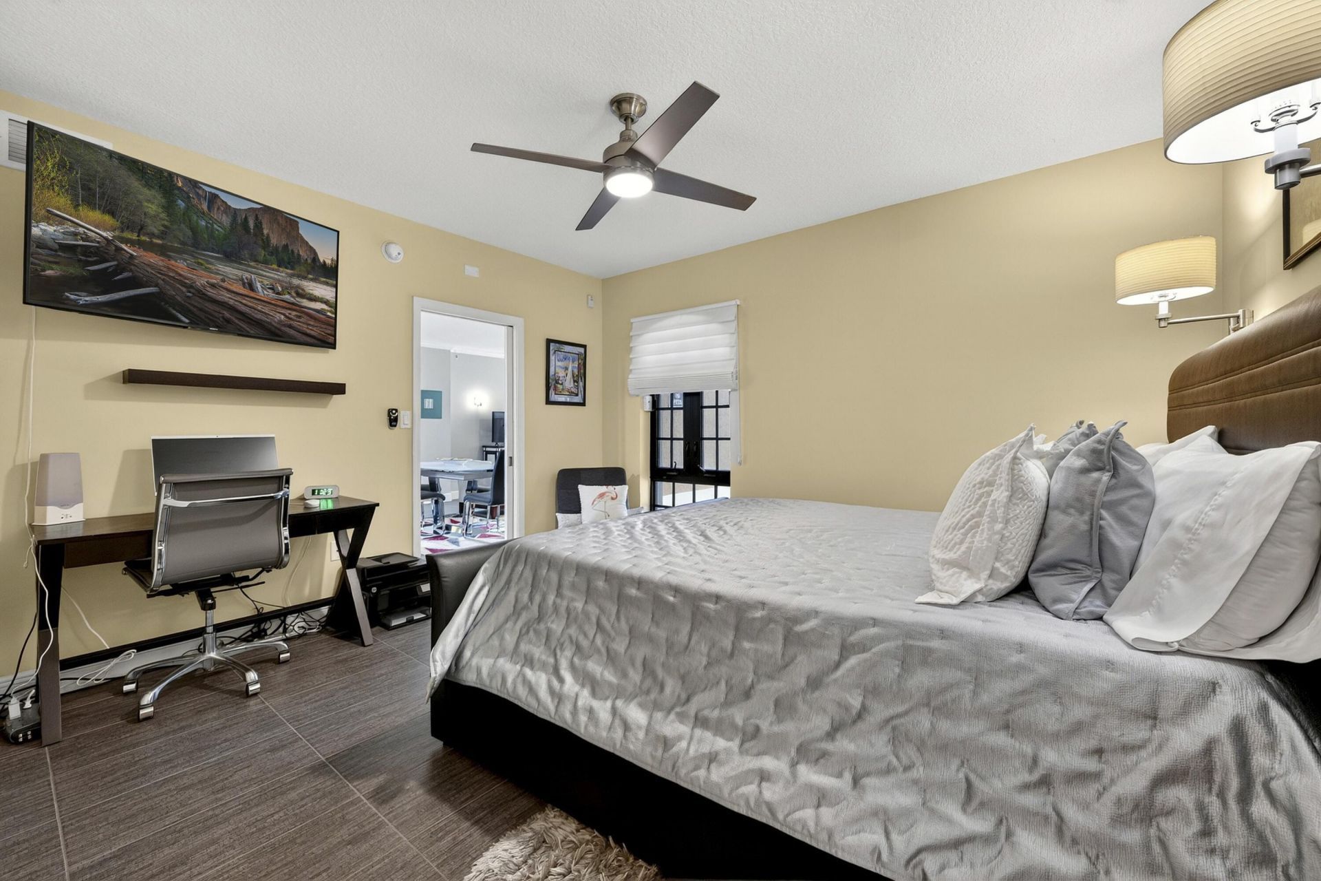 511 Lucerne Avenue, Unit 312, Lake Worth Beach, FL 33460 Photo
