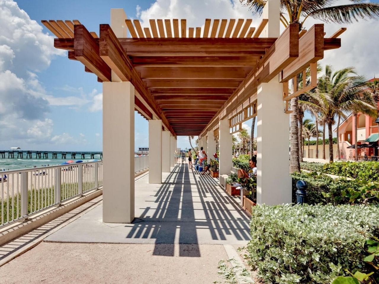 511 Lucerne Avenue, Unit 312, Lake Worth Beach, FL 33460 Photo