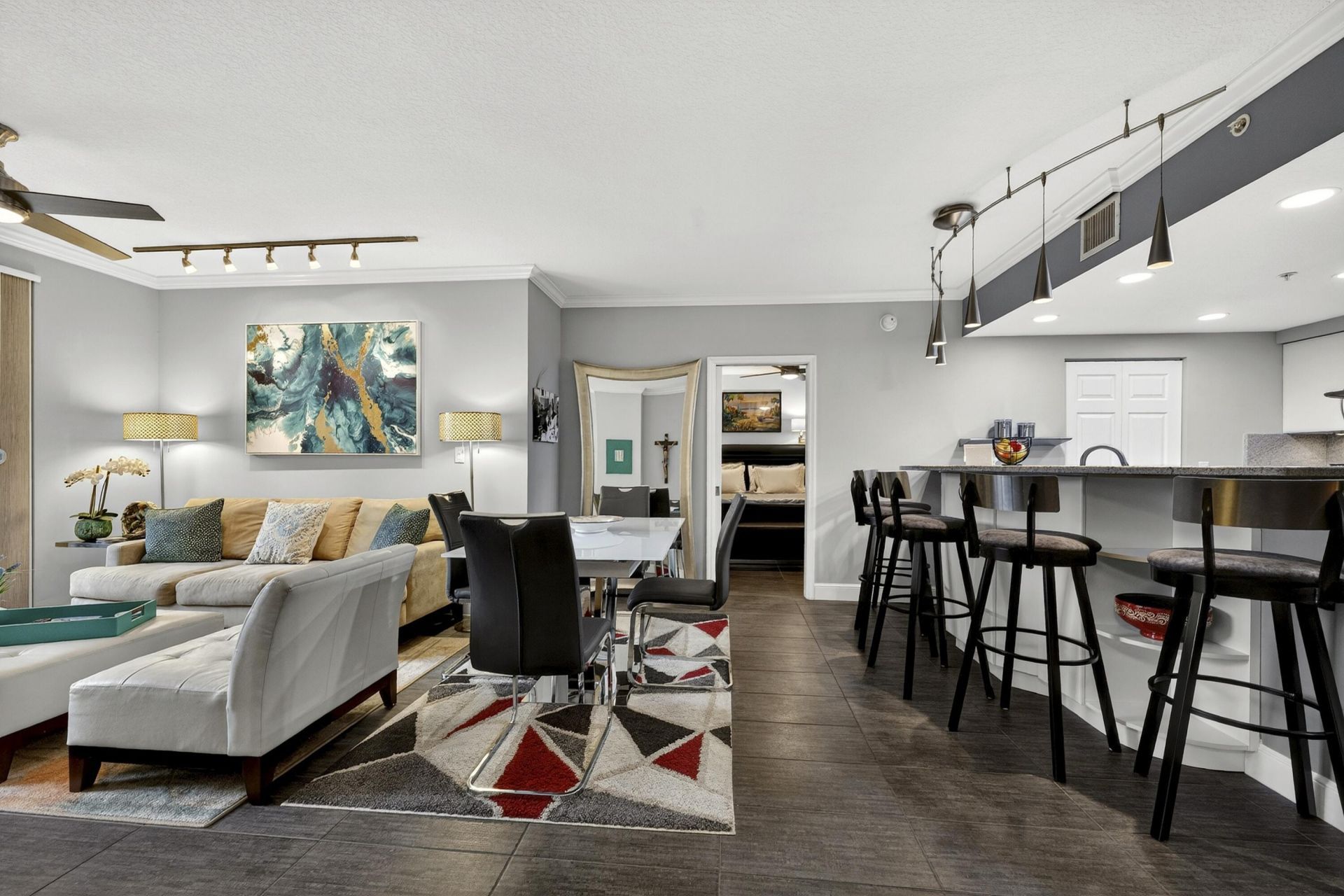 511 Lucerne Avenue, Unit 312, Lake Worth Beach, FL 33460 Photo