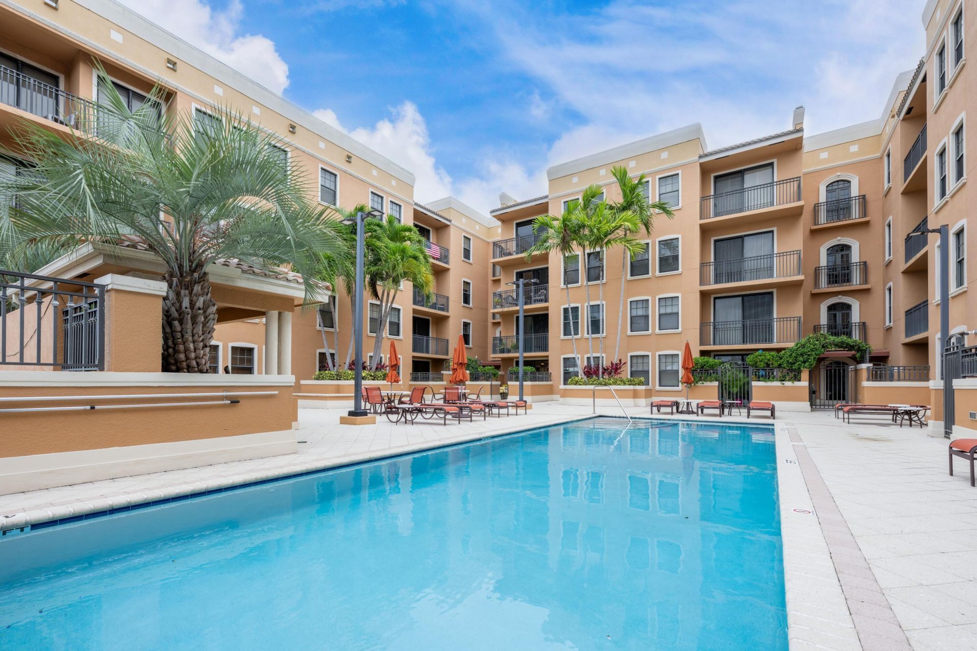 511 Lucerne Avenue, Unit 312, Lake Worth Beach, FL 33460 Photo