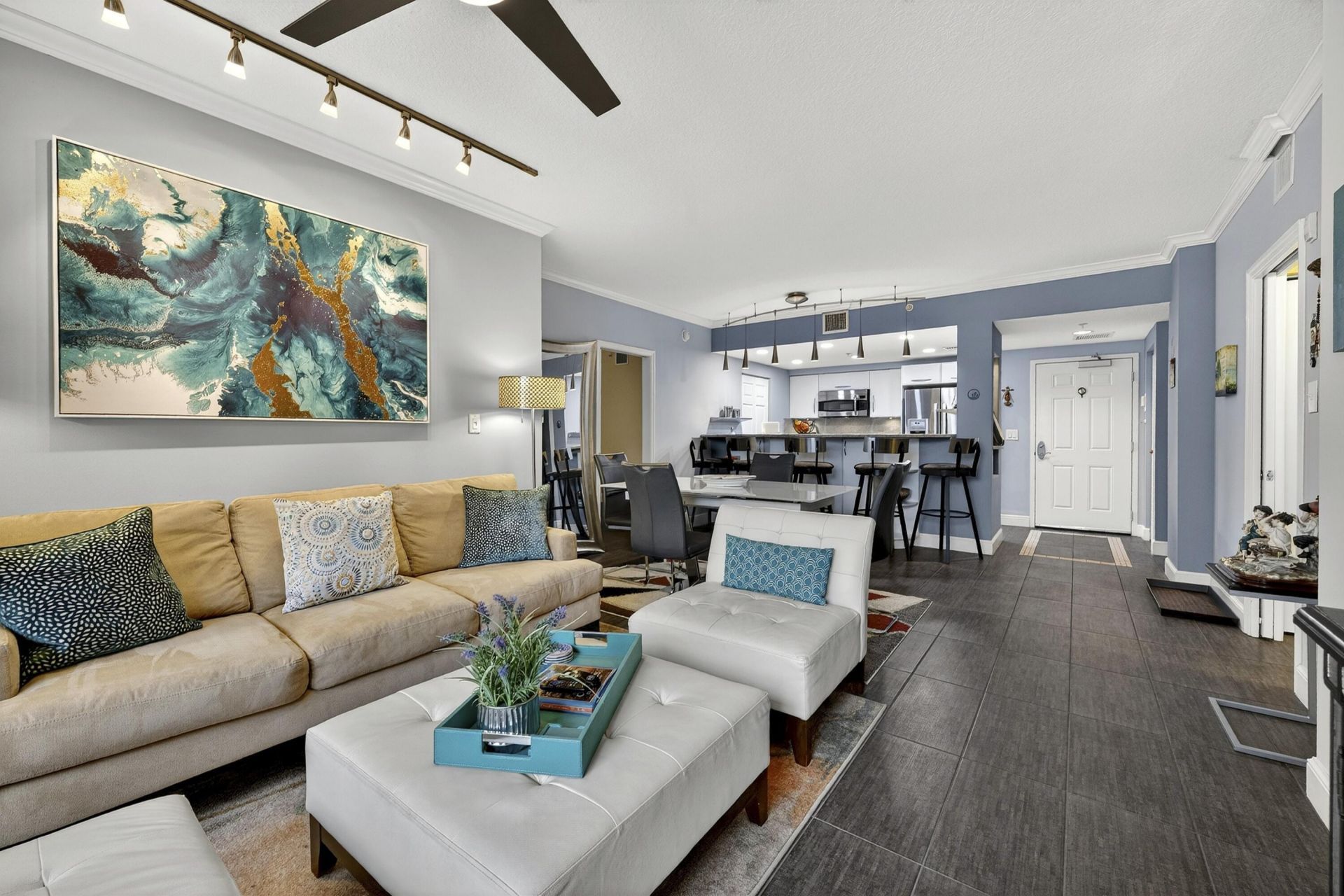 511 Lucerne Avenue, Unit 312, Lake Worth Beach, FL 33460 Photo