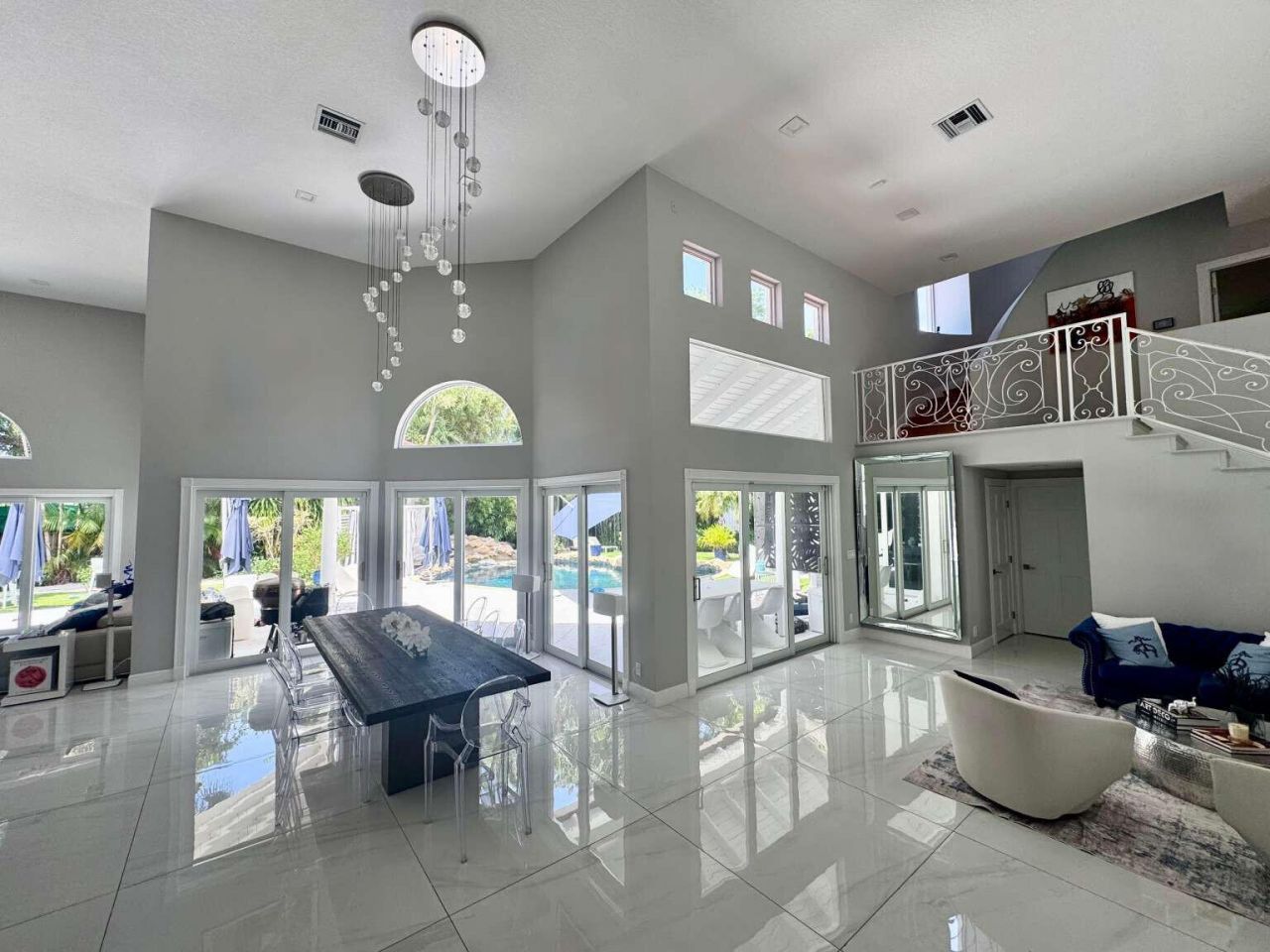 233 Pershing Way, West Palm Beach, FL 33401 Photo