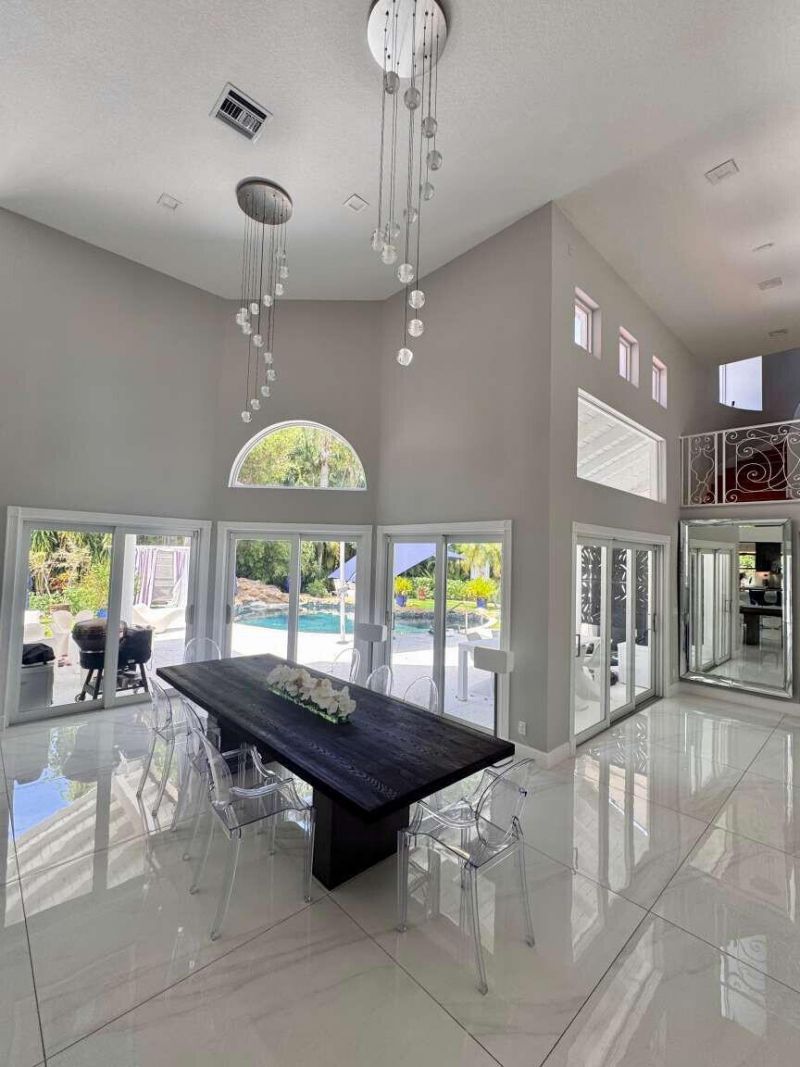 233 Pershing Way, West Palm Beach, FL 33401 Photo