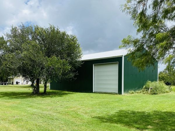 289 B Mission River Oaks Rd, Woodsboro, TX 78393