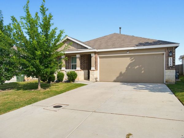 13138 Rosemary Cv, St Hedwig, TX 78152