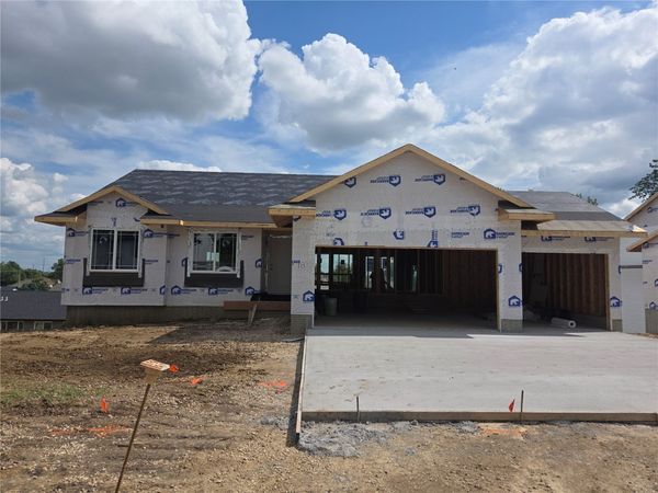 1833 Holly Meadow Avenue SW, Cedar Rapids, IA 52404