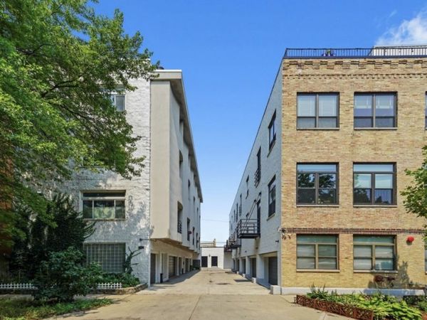 Unit D, Chicago, IL 60614