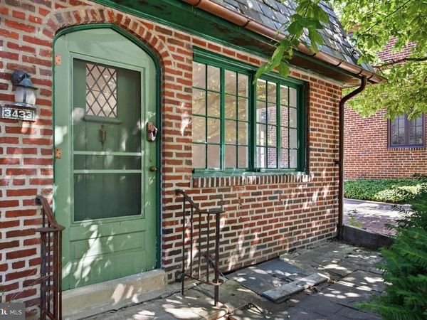 3433 W PENN STREET, PHILADELPHIA, PA 19129
