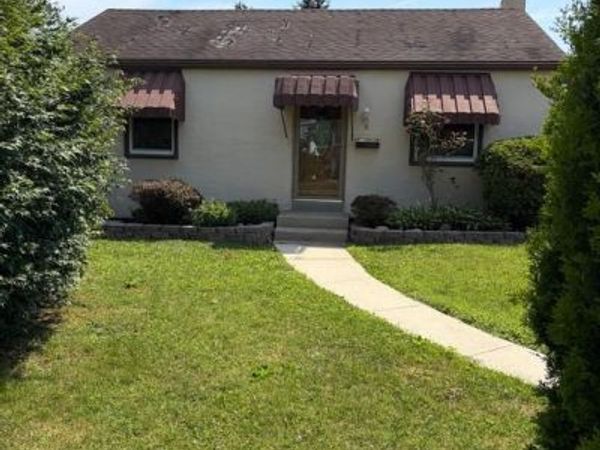 6 VINSMITH AVENUE , ASTON, PA 19014